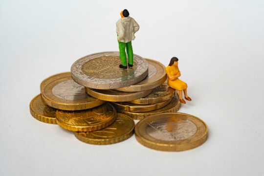 お金を使わない今すぐ出来るストレス解消法！お金で悩まない節約方法も徹底解説！
