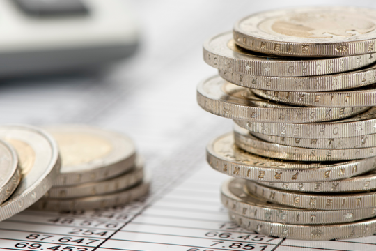 付加年金と国民年金基金のどっちが得かは収入次第！徹底比較で選び方がすぐわかる